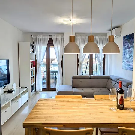 Modern Penthouse - 1 Min From The * Fuengirola
